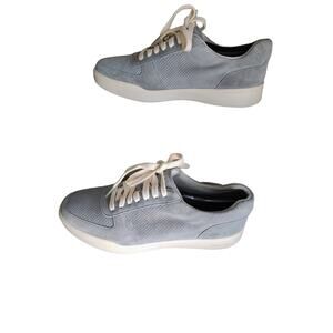 Cole Haan Men's Crosscourt Modern Sneaker  Excellent condition